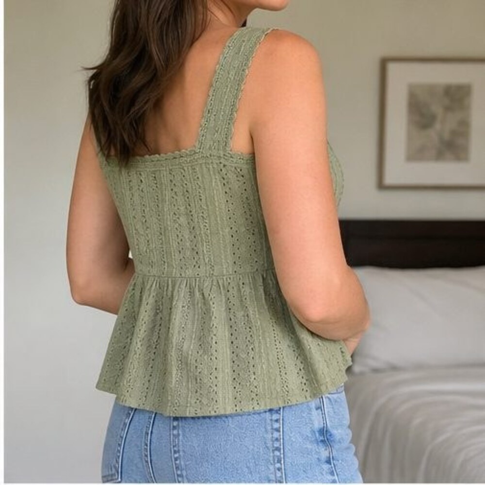 Sage Peplum Top - Picture 3 of 6